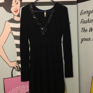 Niche Black Sweater dress Vneck w/ sequence L